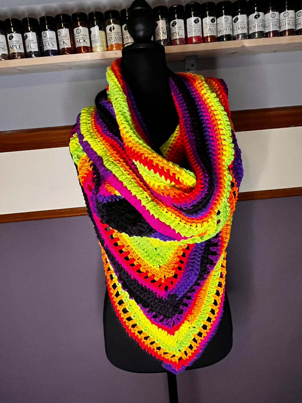 Neon cowl